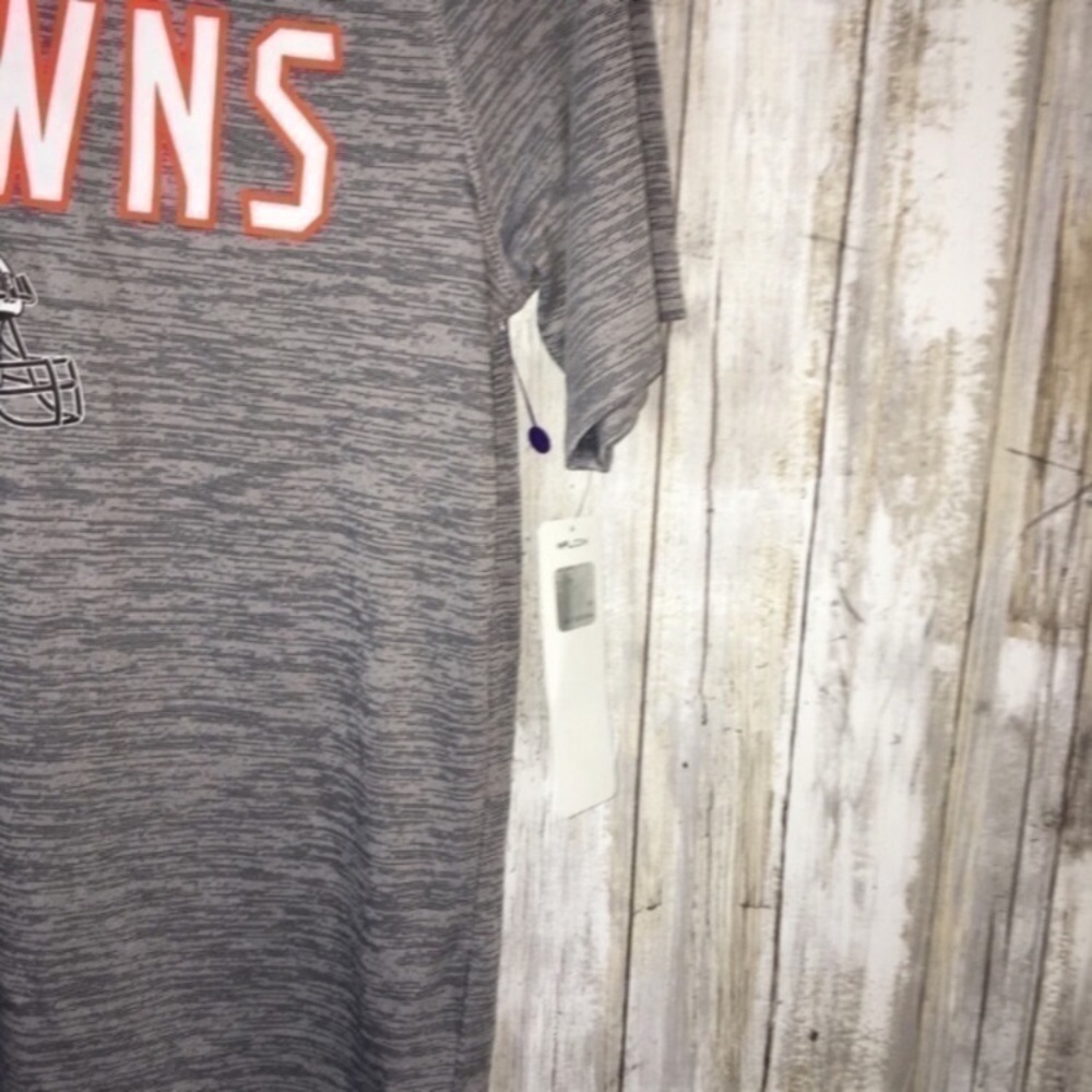 NWT NFL Cleveland Browns Grey Tee Men’s Small - Picture 4 of 5